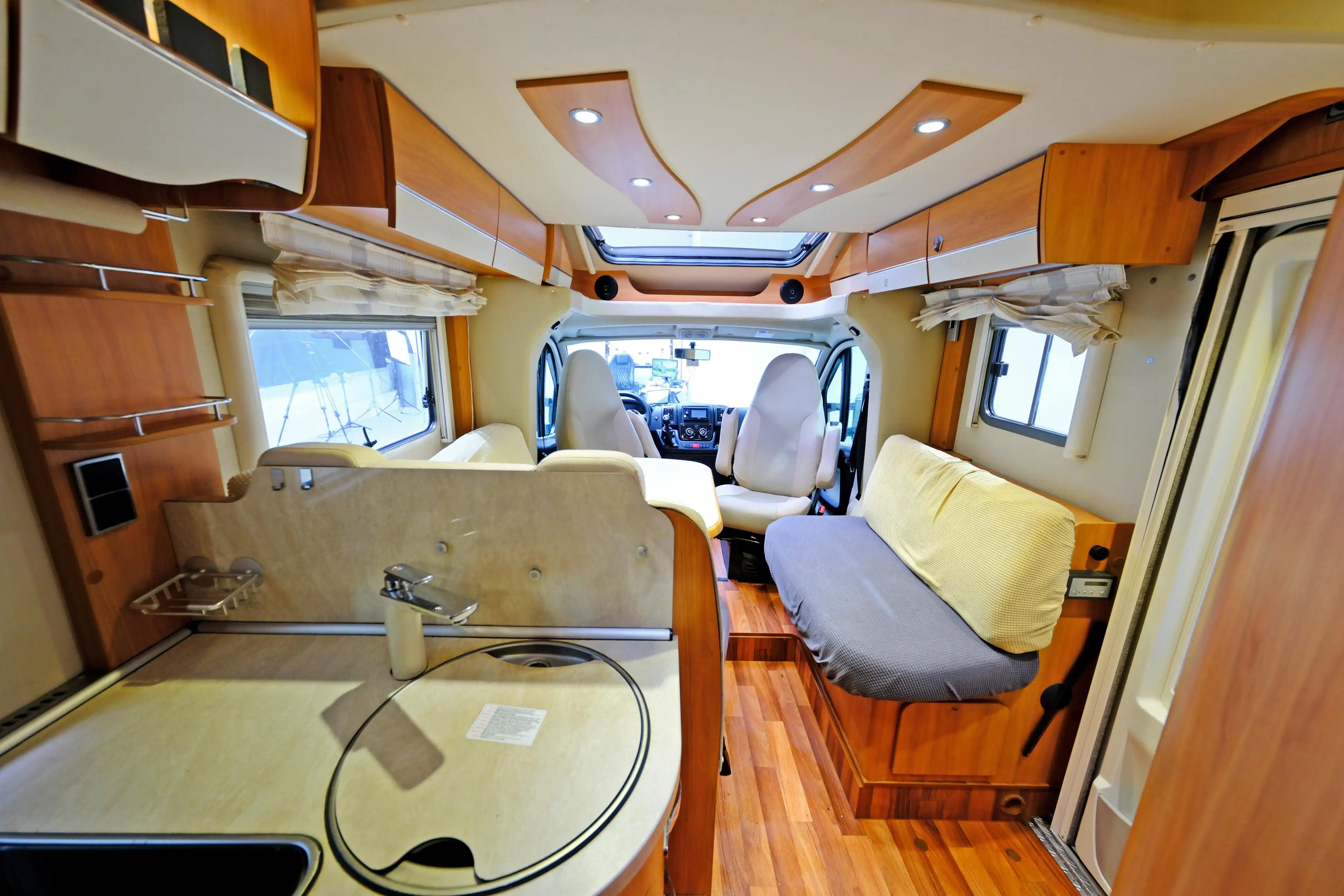 HYMER-ERIBA T 614 CL